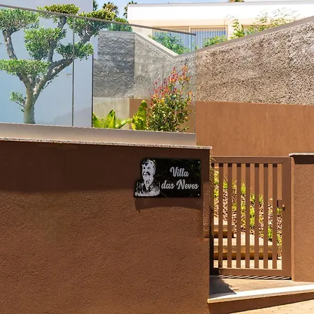 Villa Neves